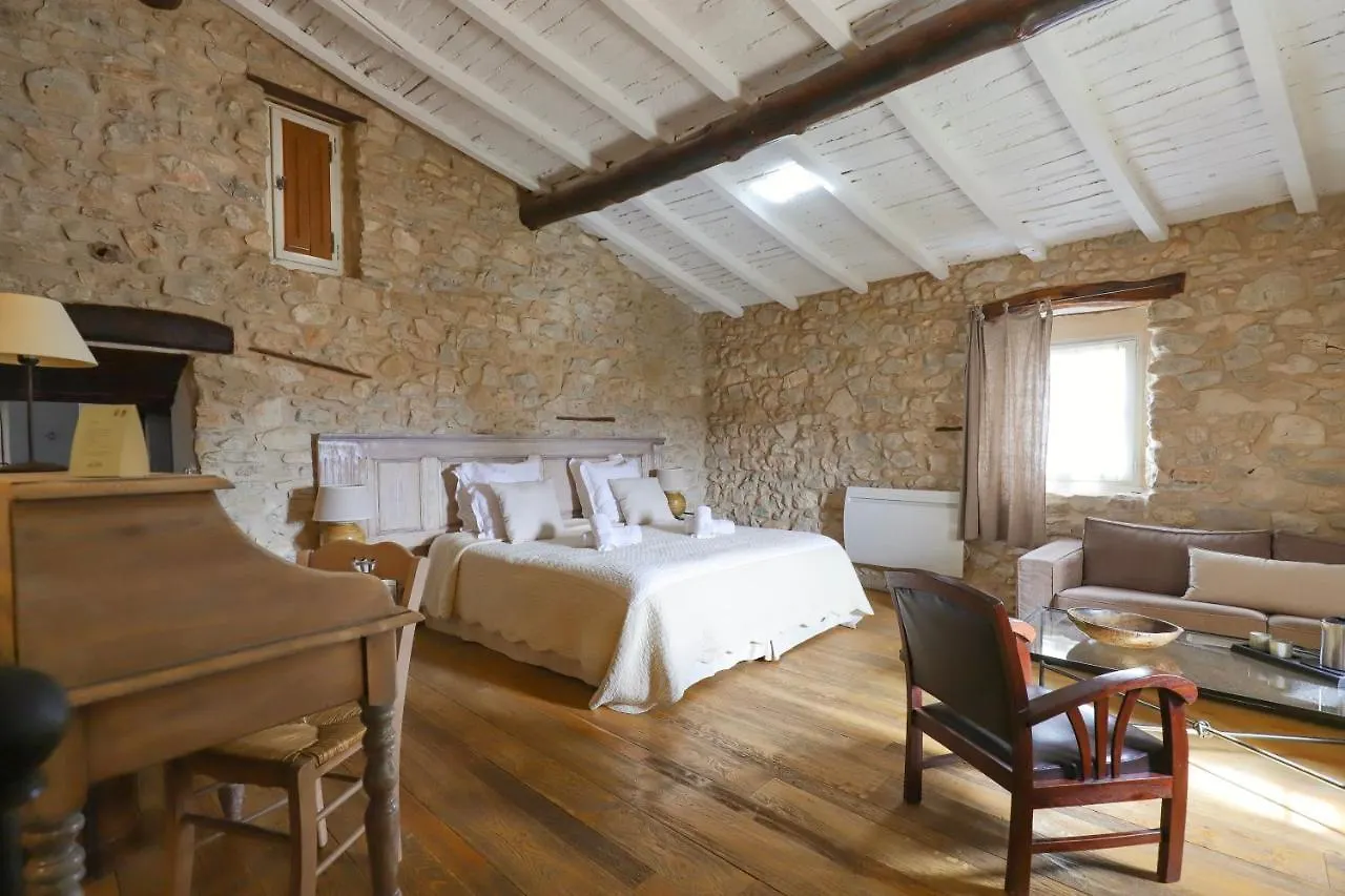 ****  Hotel La Ferme De La Huppe Gordes Francia