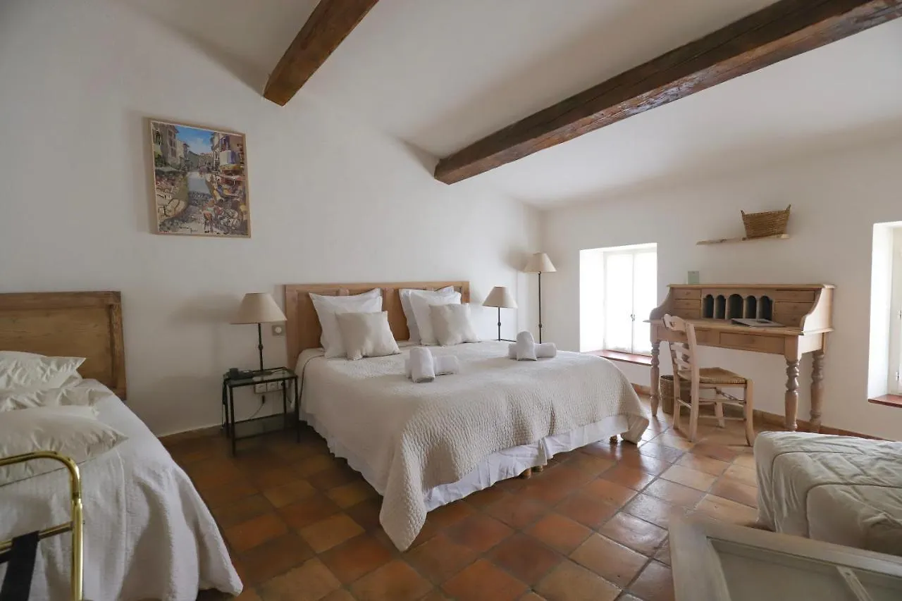 Hotel La Ferme De La Huppe Gordes Francia